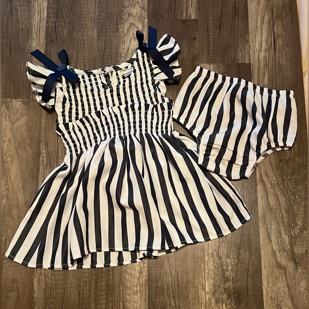 NWOT Stripe Smocked Bow Accented Flutter Sleeve Dress & Matching Bloomer